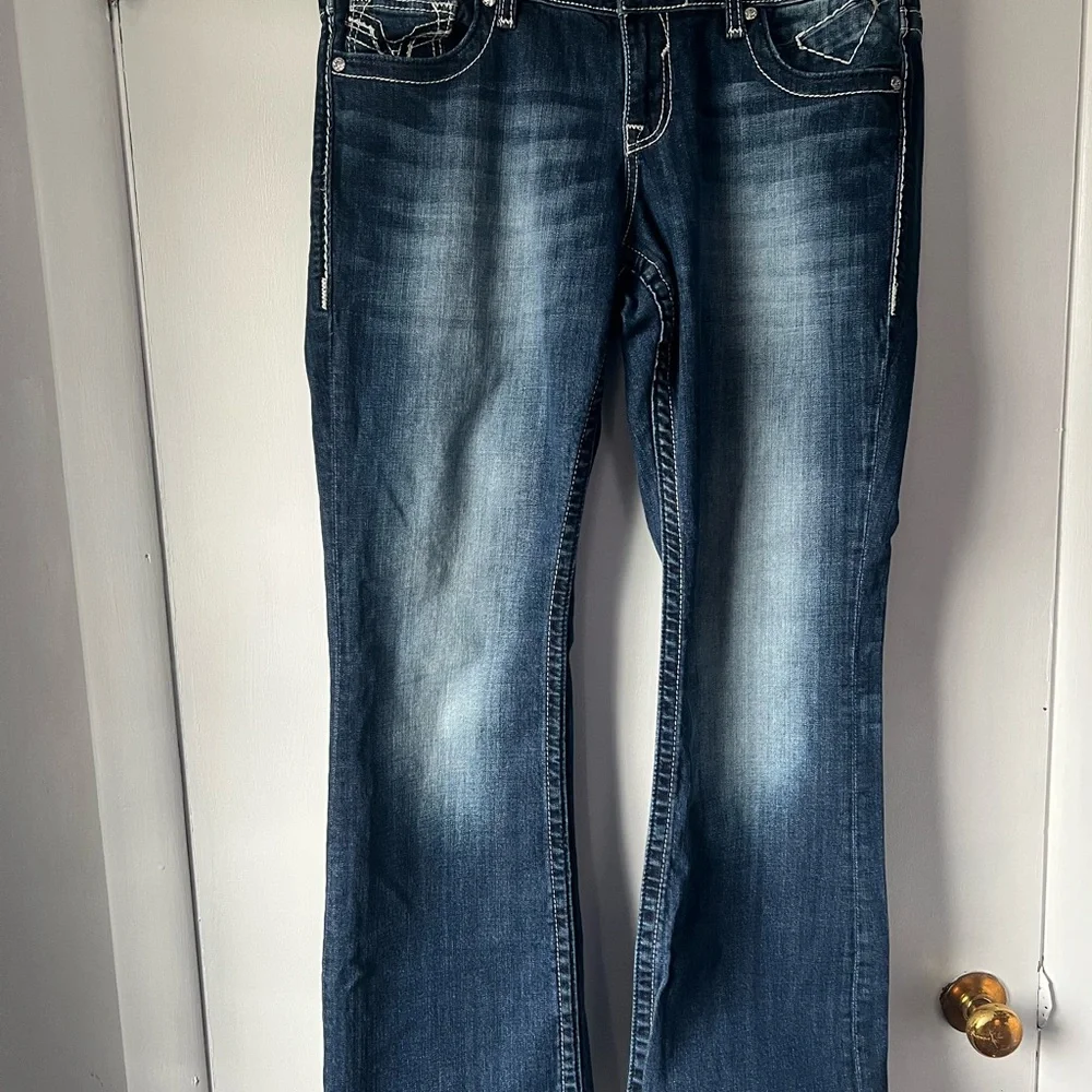 Vigoss Women's Boot Cut Jeans - Size 14x33 - Picture 2 of 10